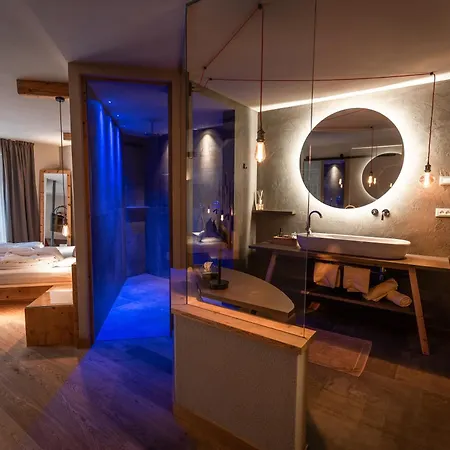 Waltershof Hotel 4*